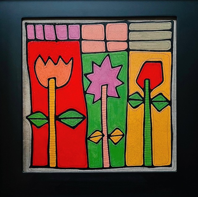 “Çiçekler ve Totemler” resimlerde